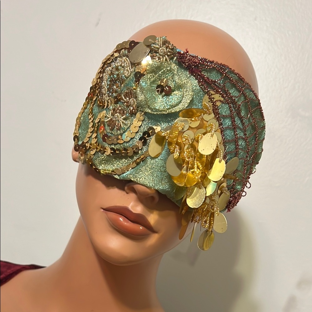 Elegant Golden  Sequin Headpiece Burlesque Beaded Boudoir Eye Mask